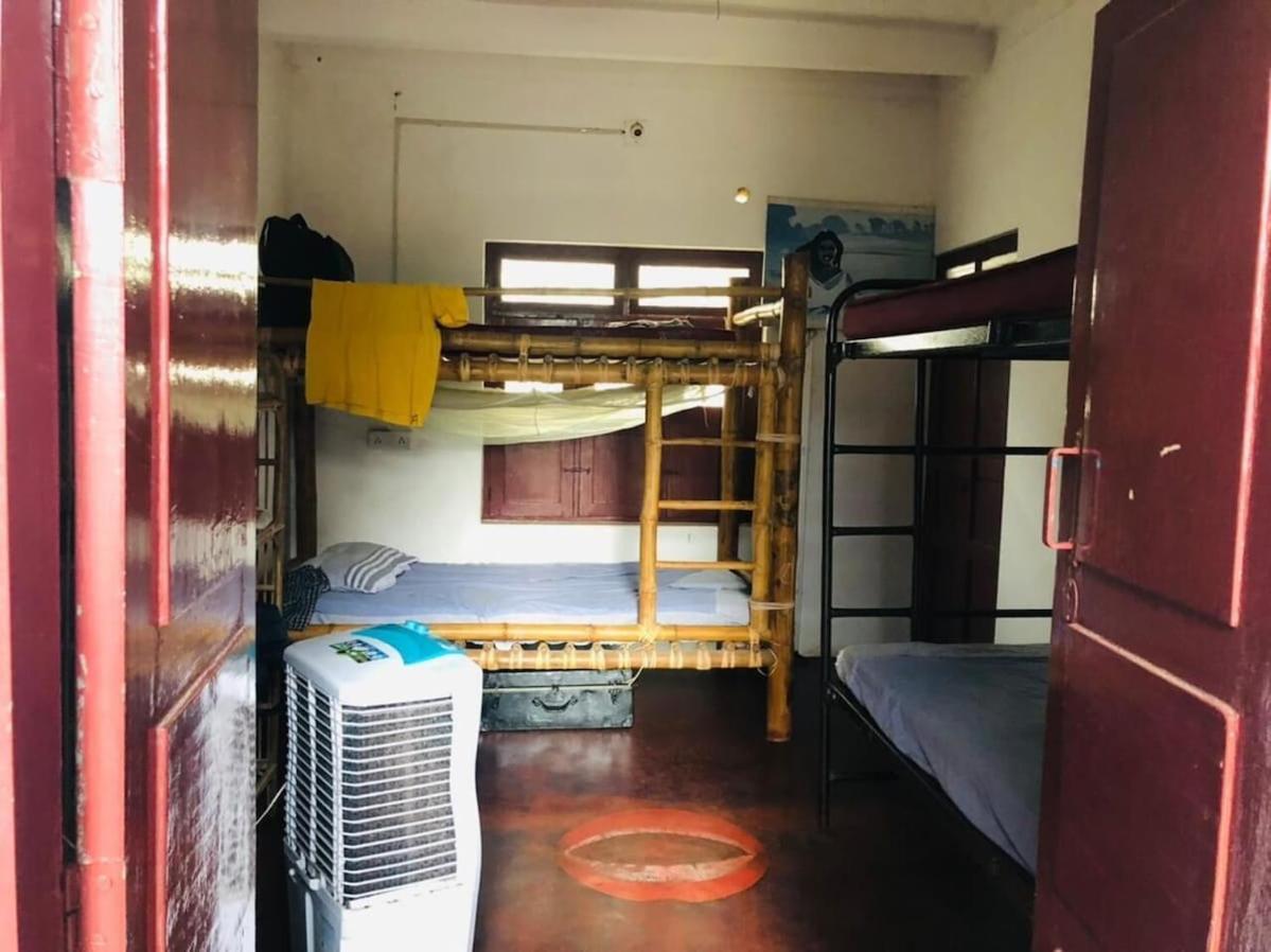 Gurukulam Hostel 퐁디셰리 외부 사진