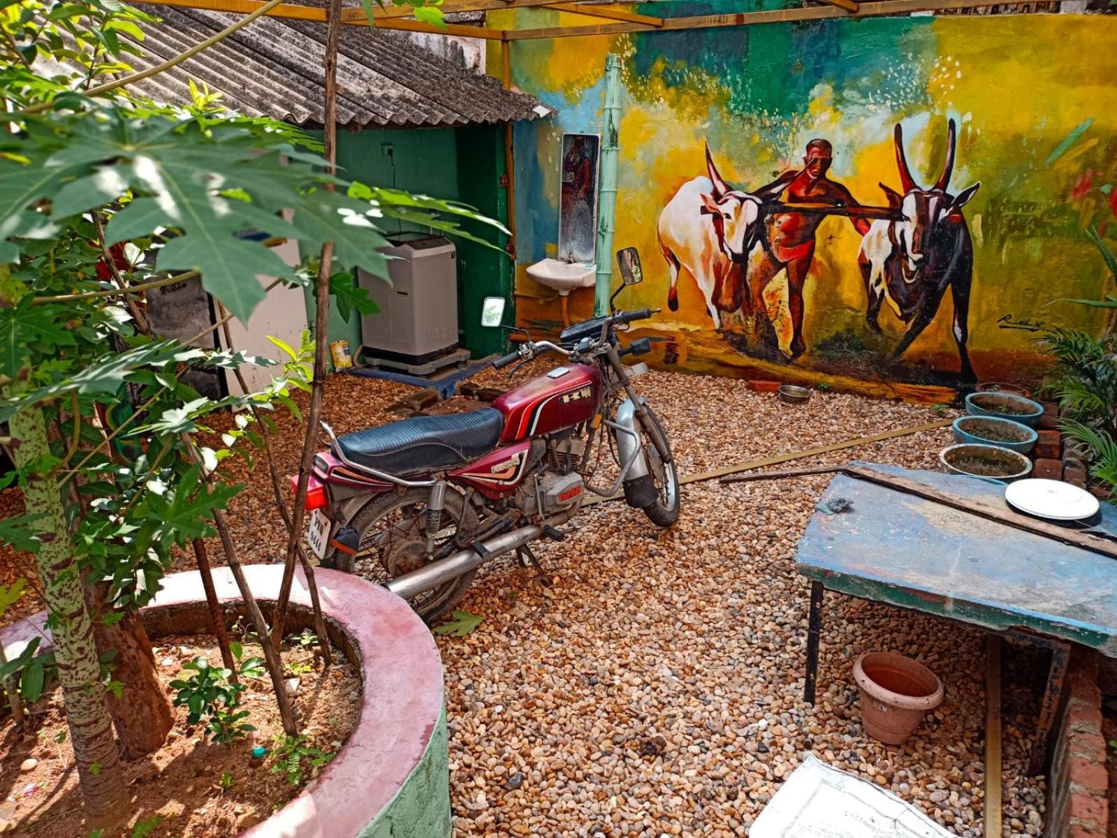 Gurukulam Hostel 퐁디셰리 외부 사진